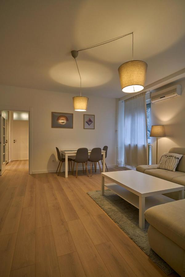 Perfect 10 Apartamento Belgrado Exterior foto